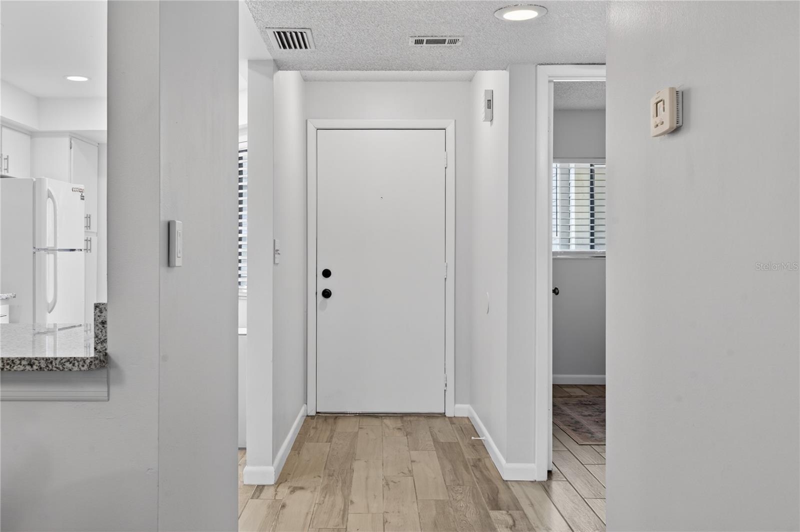 Image 6 of 60 For 4101 Fairview Vista Point 228