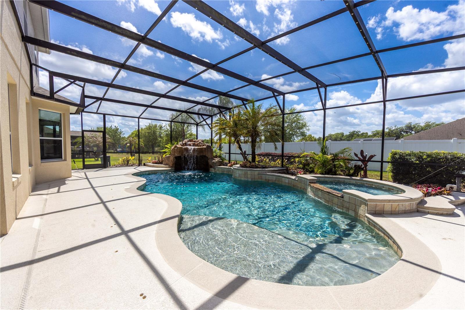 Image 44 of 67 For 4810 Lake Milly Drive