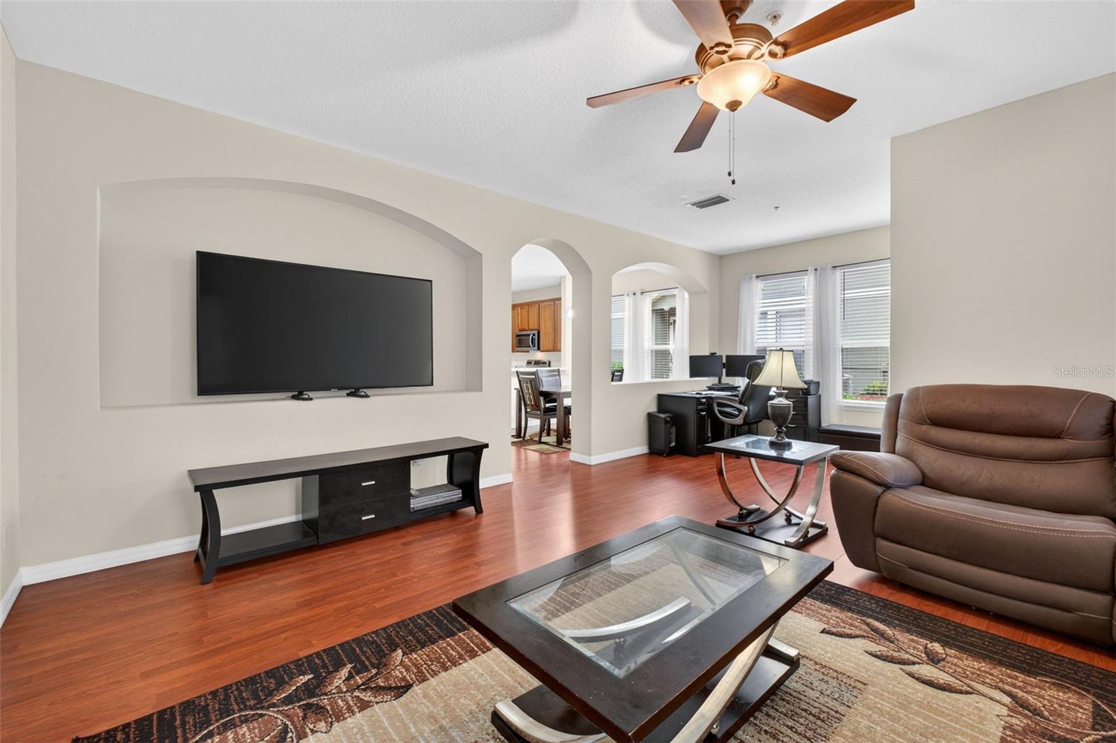 Image 11 of 46 For 10236 Lake District Lane 35c