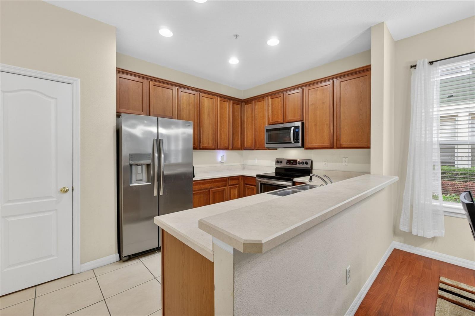 Image 14 of 46 For 10236 Lake District Lane 35c