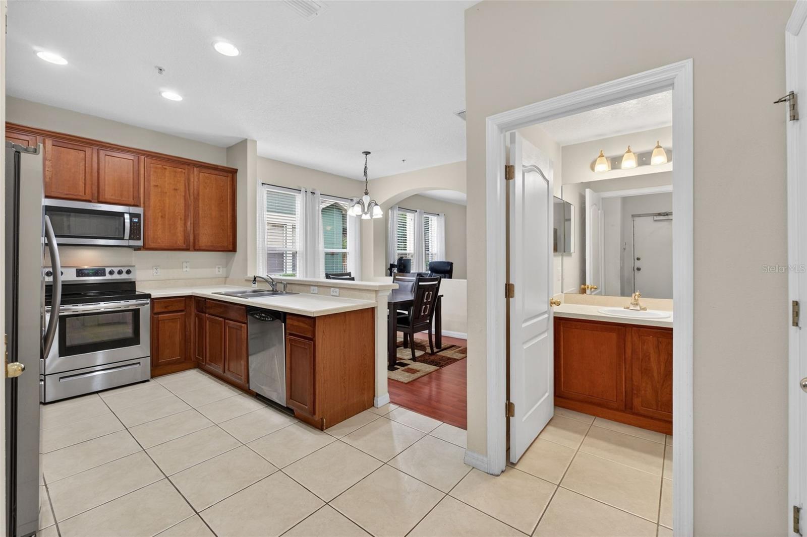 Image 16 of 46 For 10236 Lake District Lane 35c