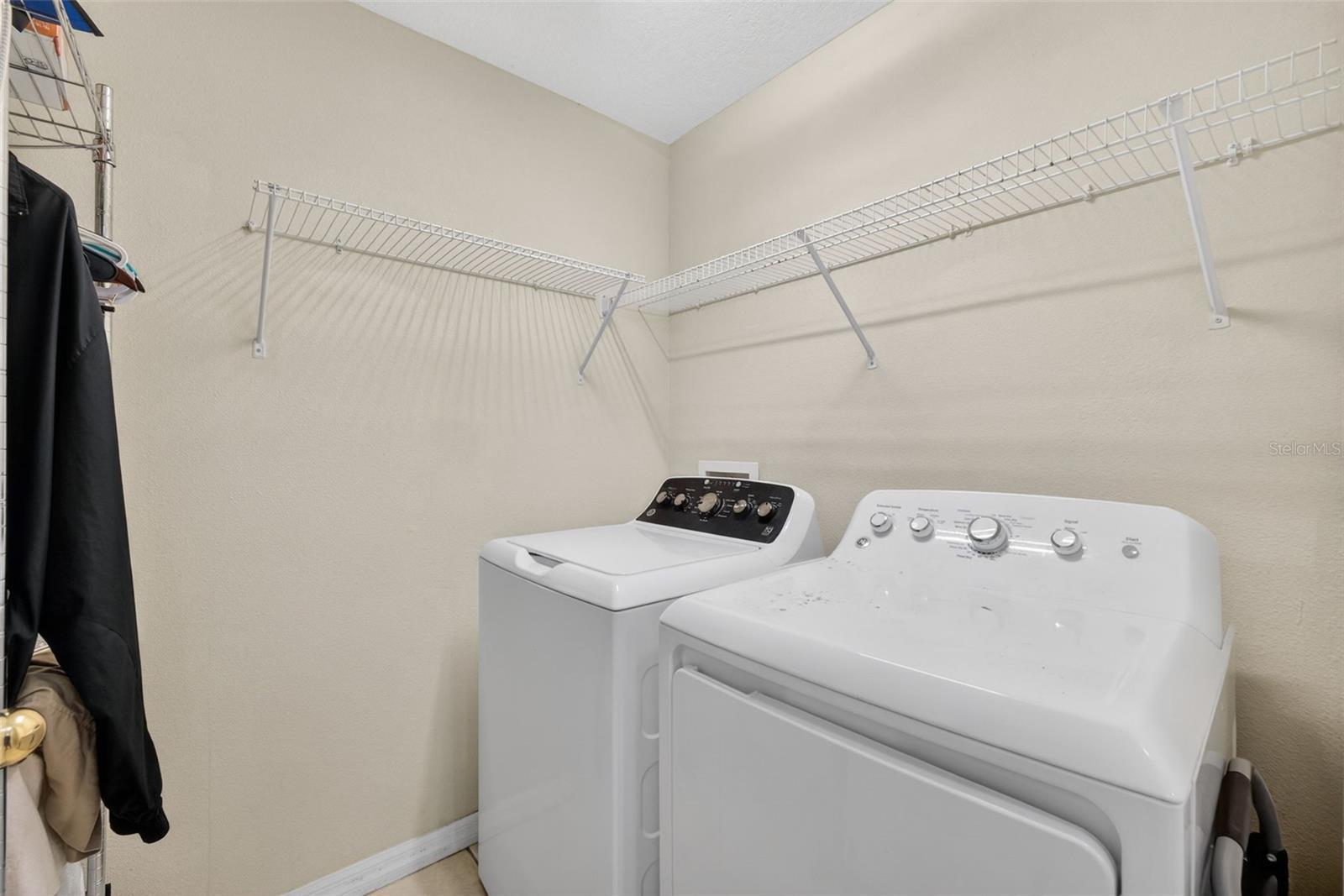 Image 34 of 46 For 10236 Lake District Lane 35c