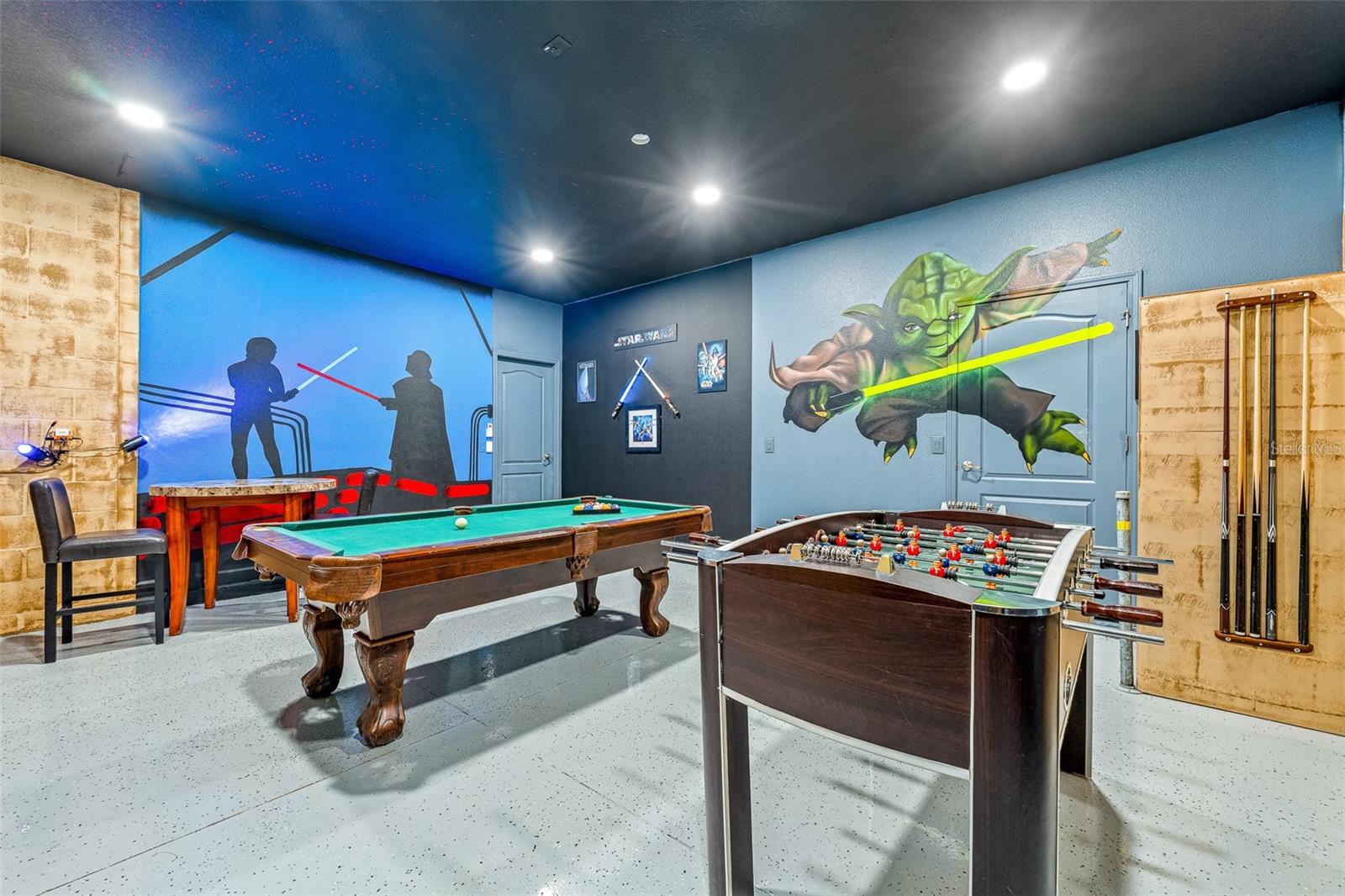 Image 20 of 63 For 1496 Moon Valley Drive