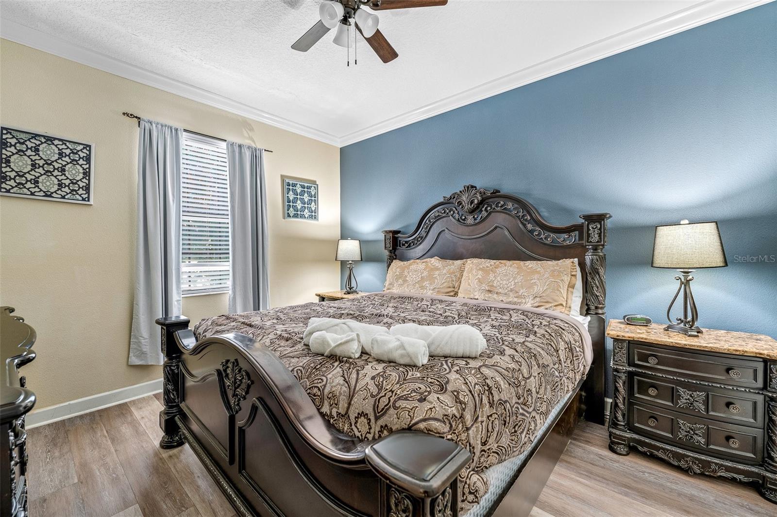 Image 28 of 63 For 1496 Moon Valley Drive