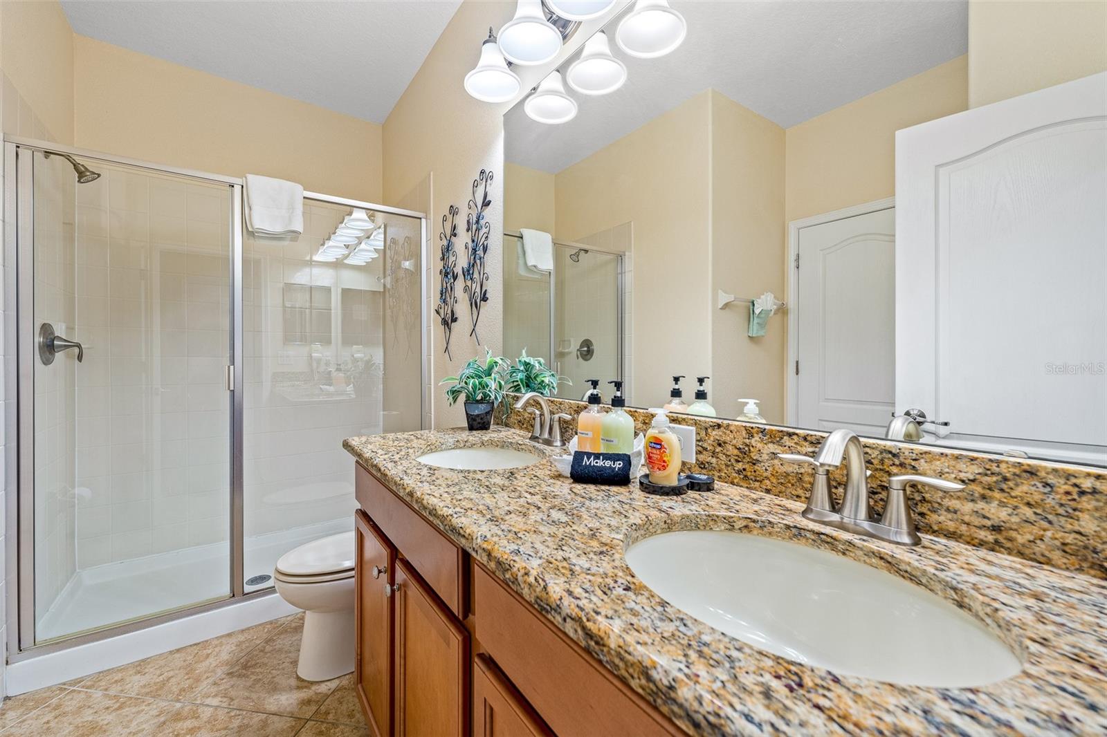 Image 30 of 63 For 1496 Moon Valley Drive