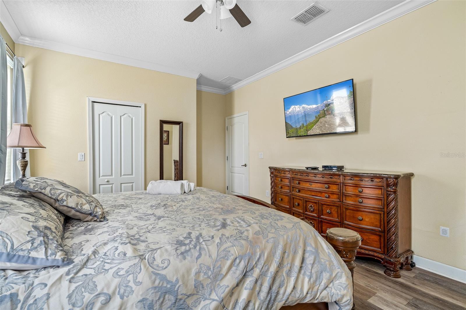 Image 32 of 63 For 1496 Moon Valley Drive