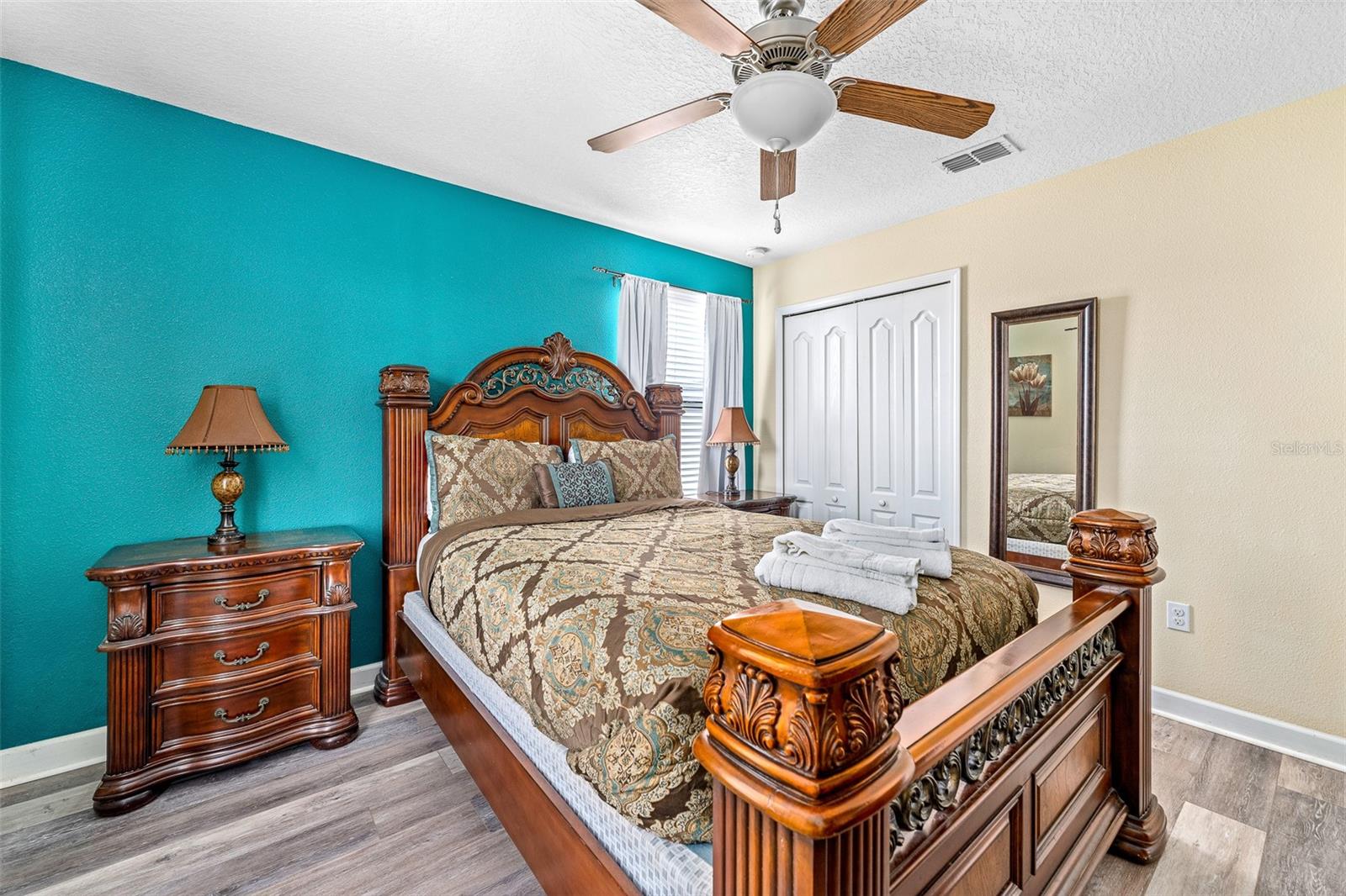 Image 42 of 63 For 1496 Moon Valley Drive