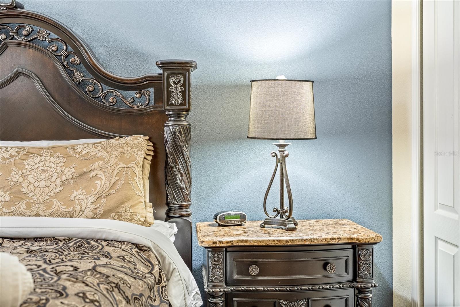 Image 44 of 63 For 1496 Moon Valley Drive