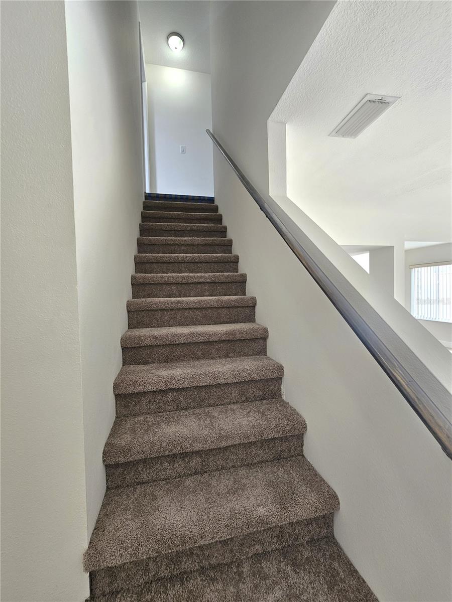 Image 11 of 24 For 411 Australian Way 0