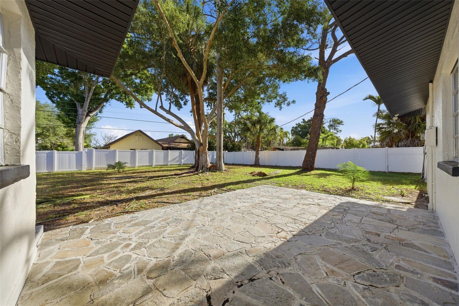 Image 31 of 35 For 5112 11th Avenue W