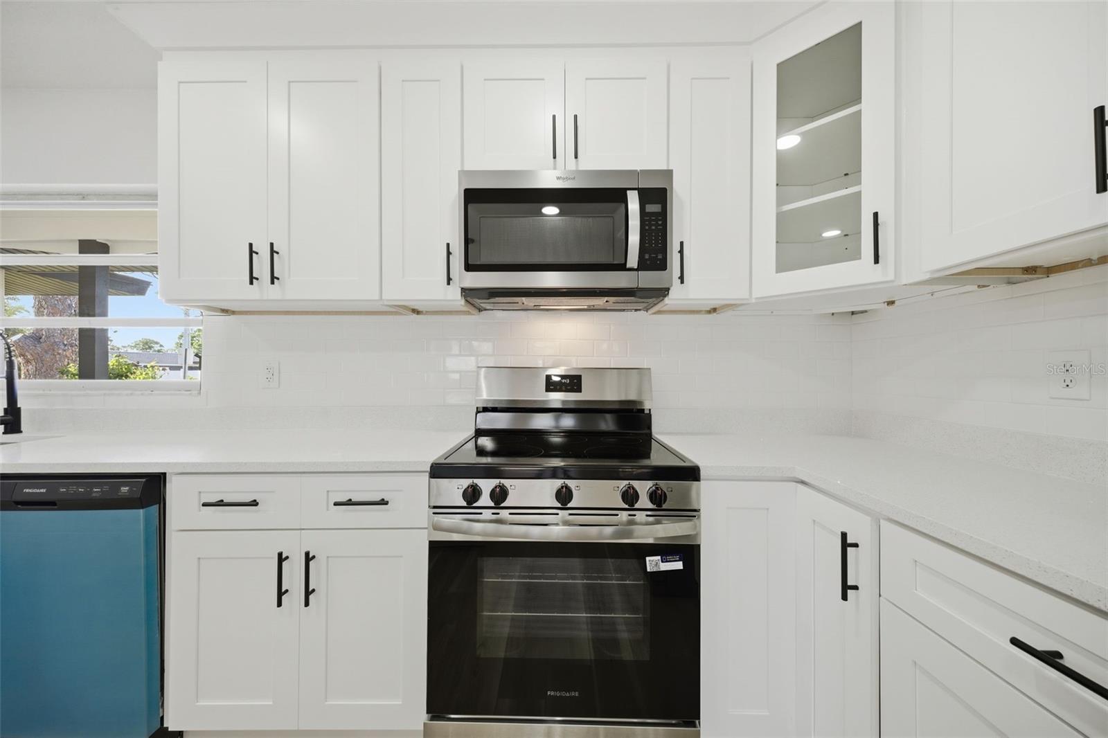 Image 8 of 35 For 5112 11th Avenue W