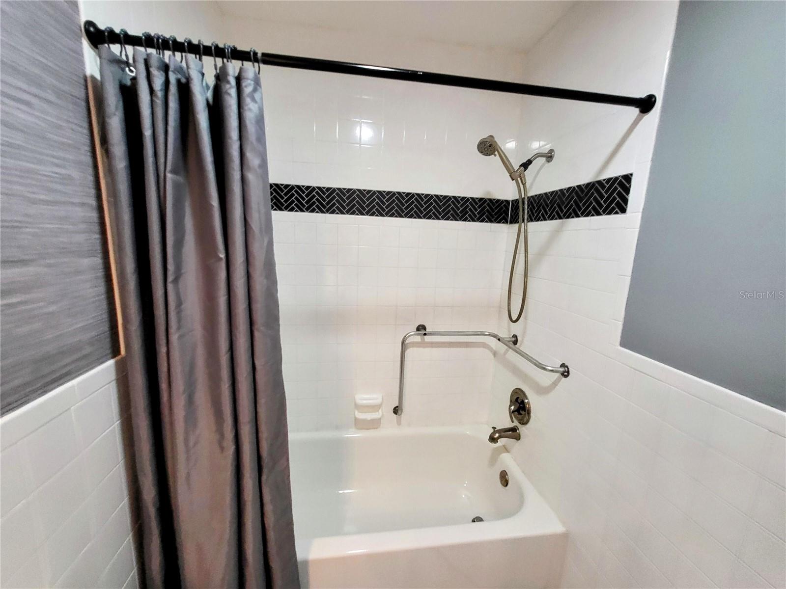 Image 26 of 36 For 2341 Haitian Drive 55