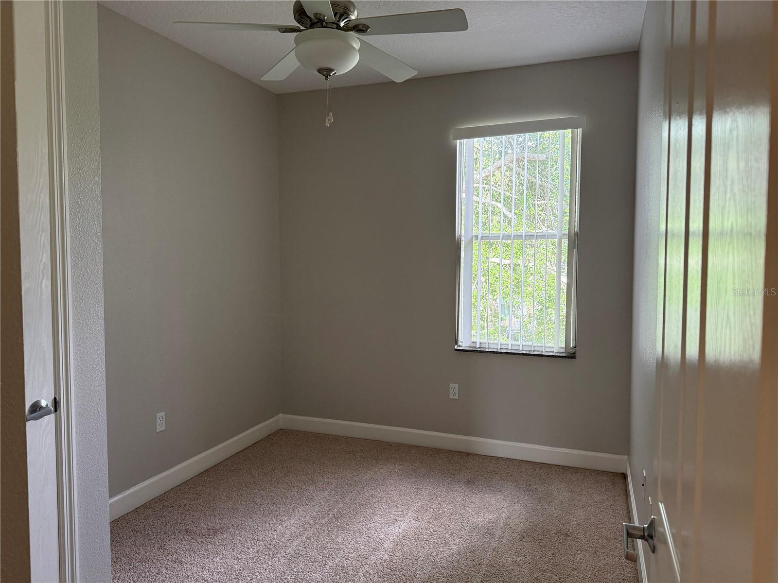 Image 12 of 23 For 609 Cornerstone Drive