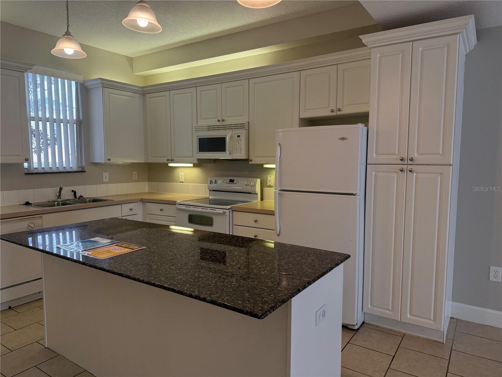 Image 3 of 23 For 609 Cornerstone Drive