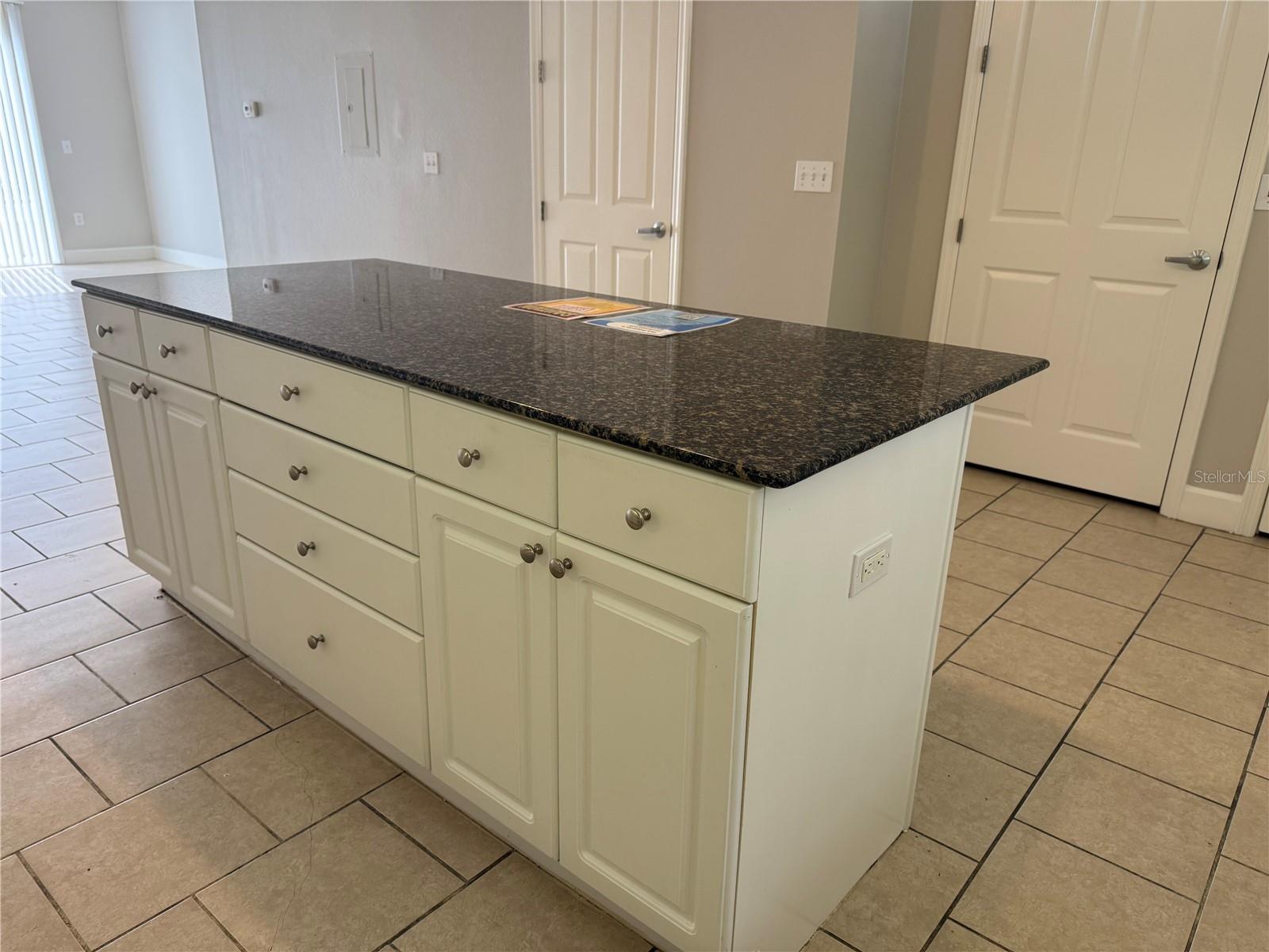 Image 5 of 23 For 609 Cornerstone Drive