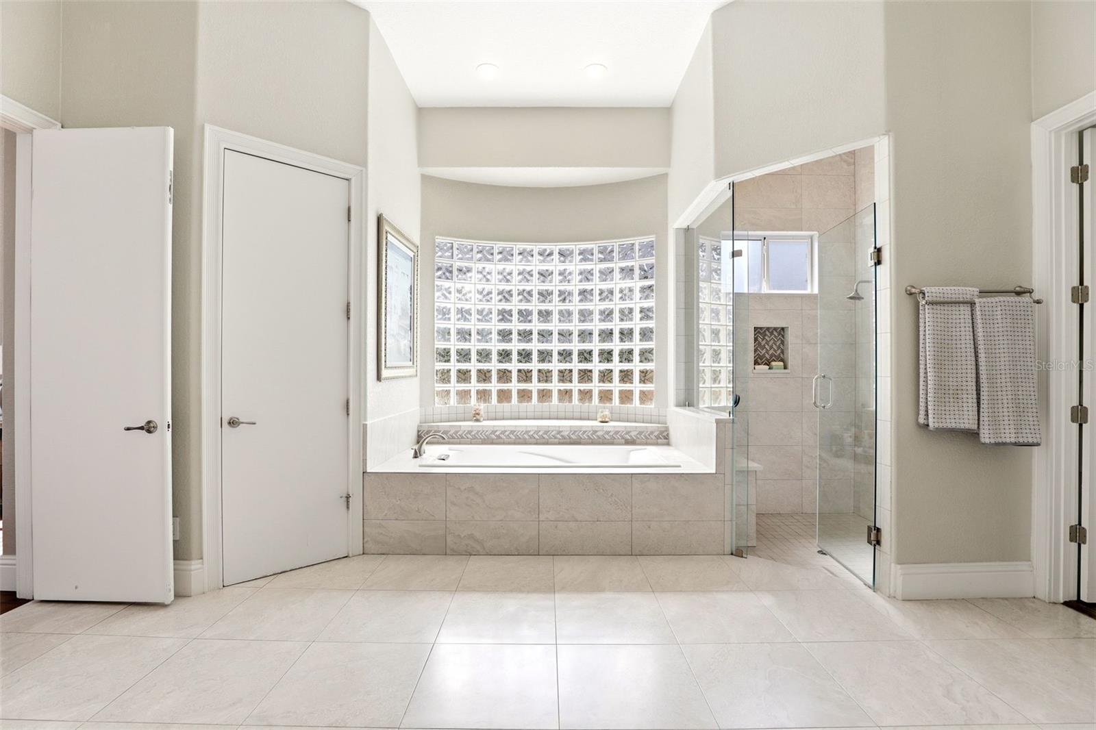 Image 24 of 58 For 9151 Point Cypress Drive