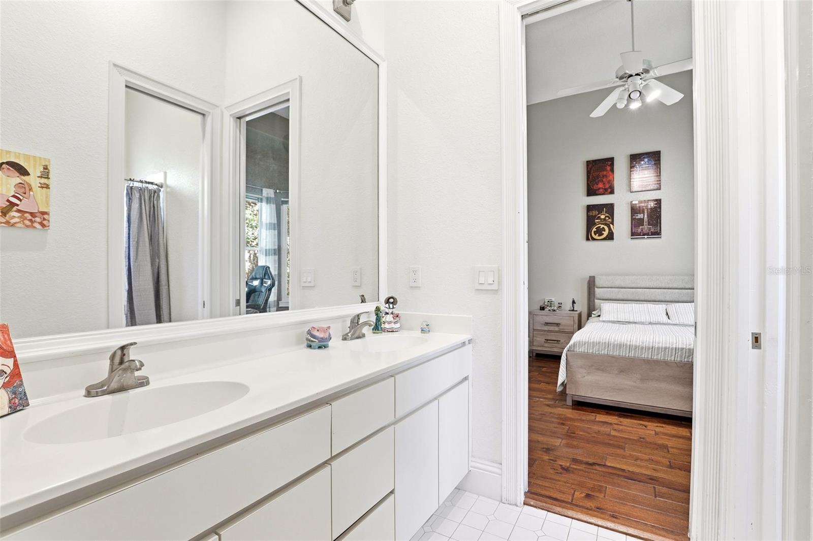 Image 27 of 58 For 9151 Point Cypress Drive