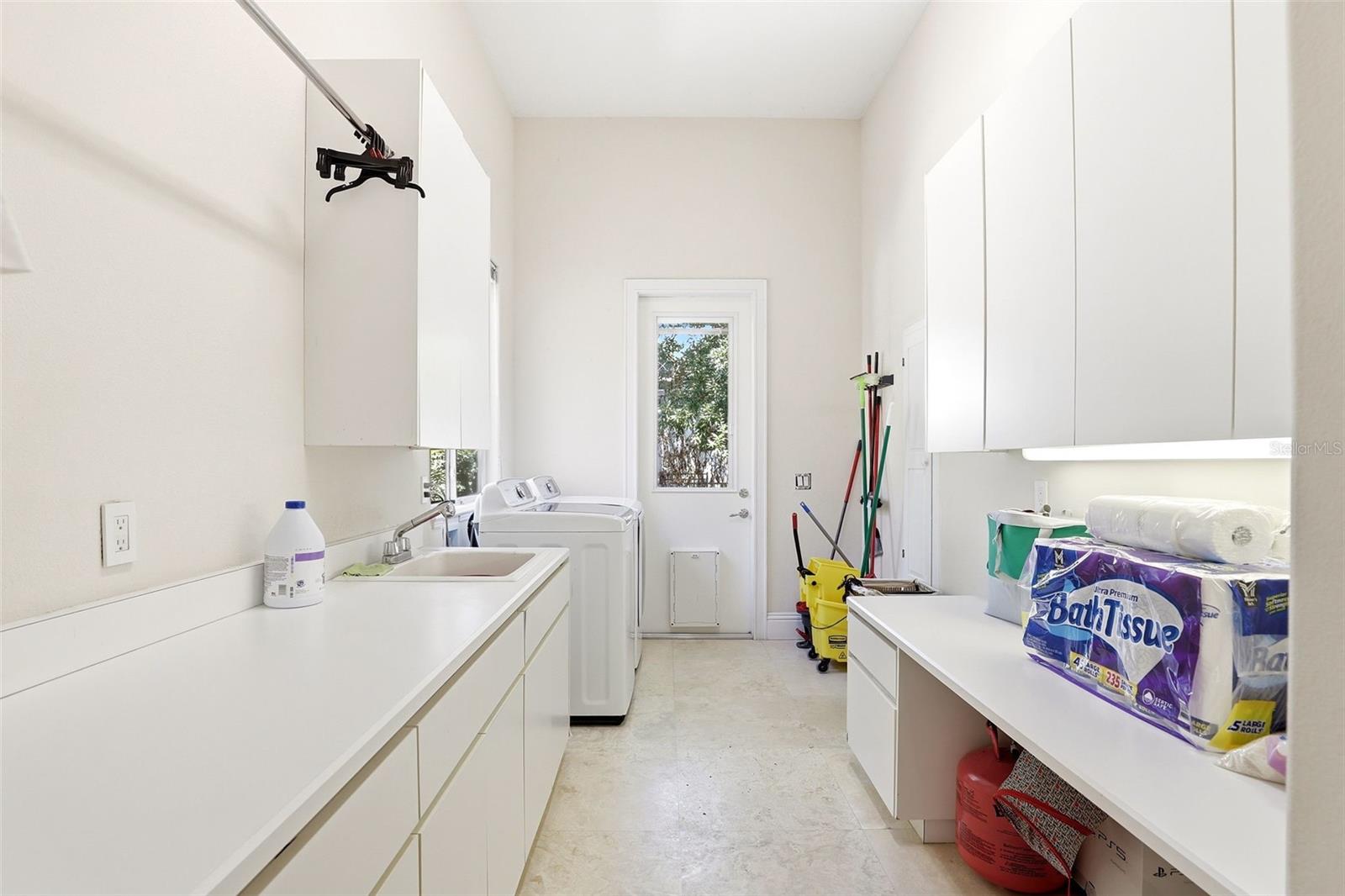 Image 38 of 58 For 9151 Point Cypress Drive