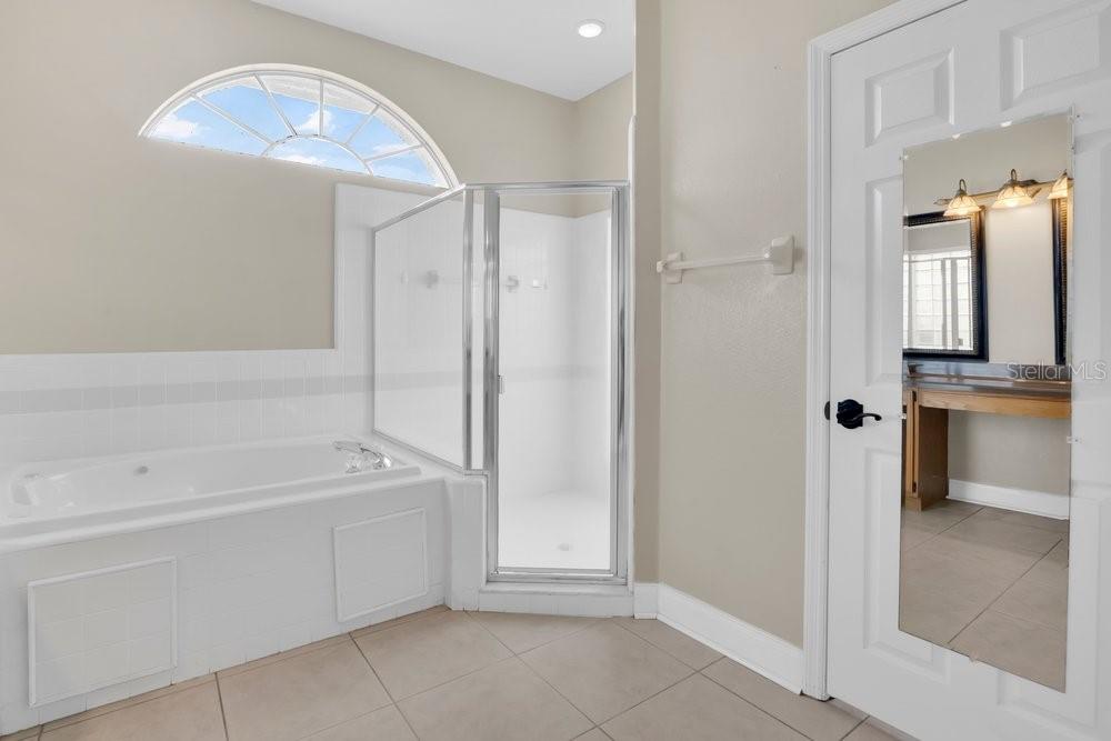 Image 7 of 50 For 2210 Blossomwood Drive