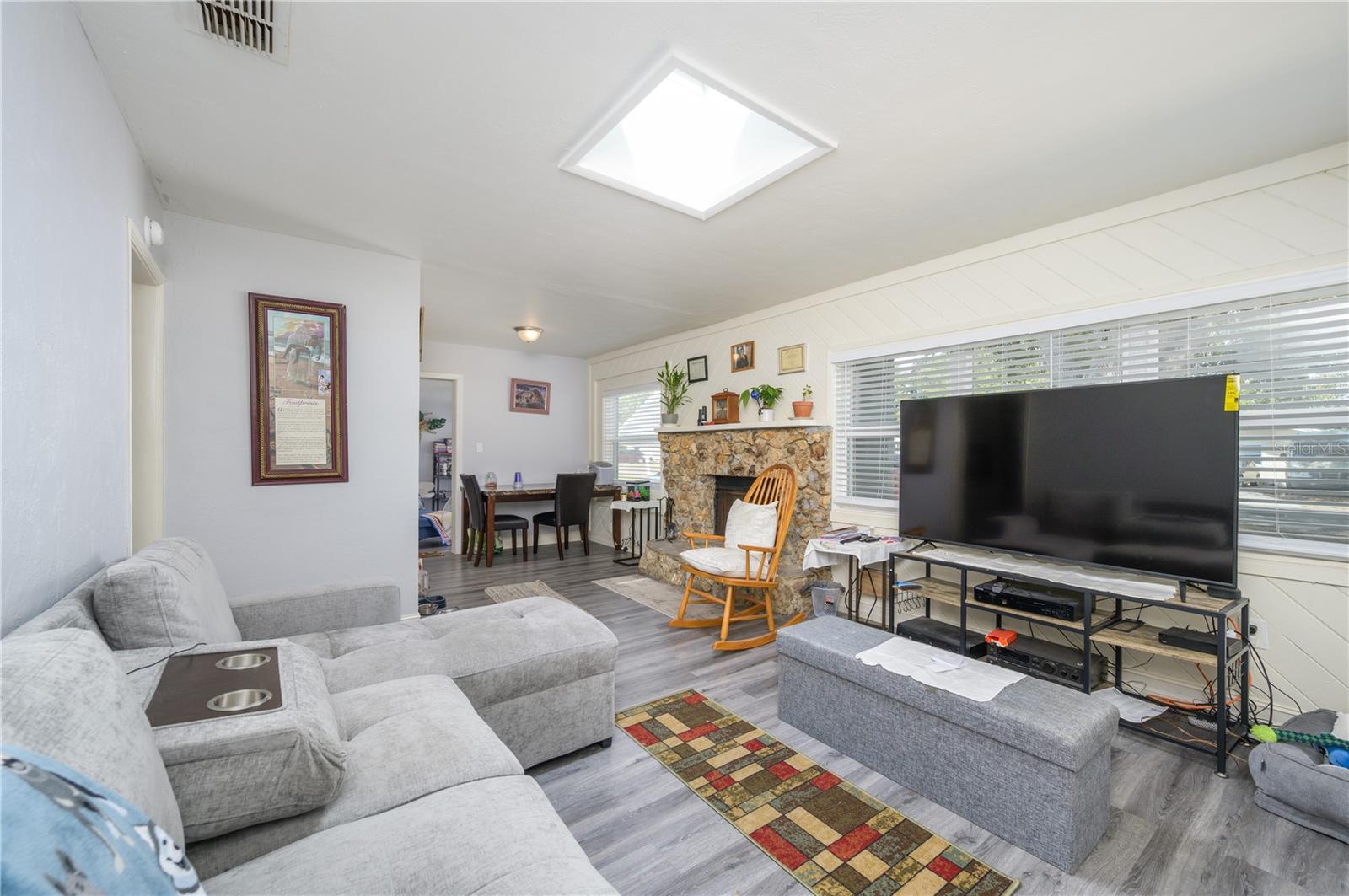 Image 4 of 31 For 1006 San Domingo Road