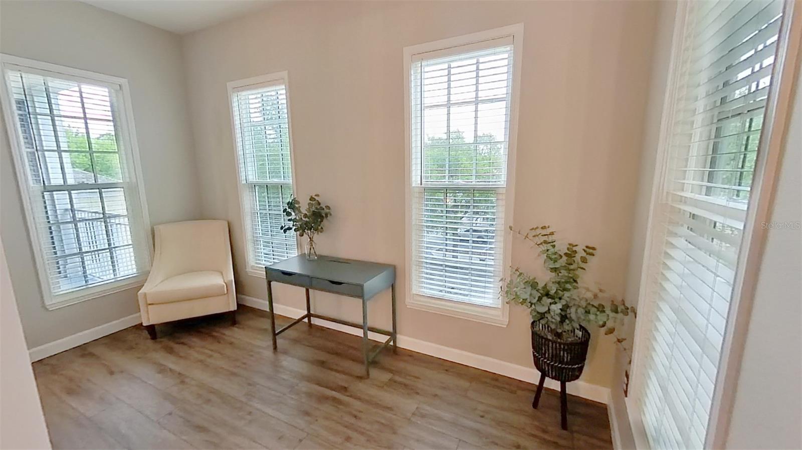 Image 10 of 54 For 315 Grand Magnolia Avenue 311