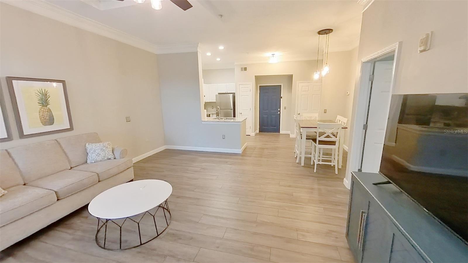 Image 7 of 54 For 315 Grand Magnolia Avenue 311