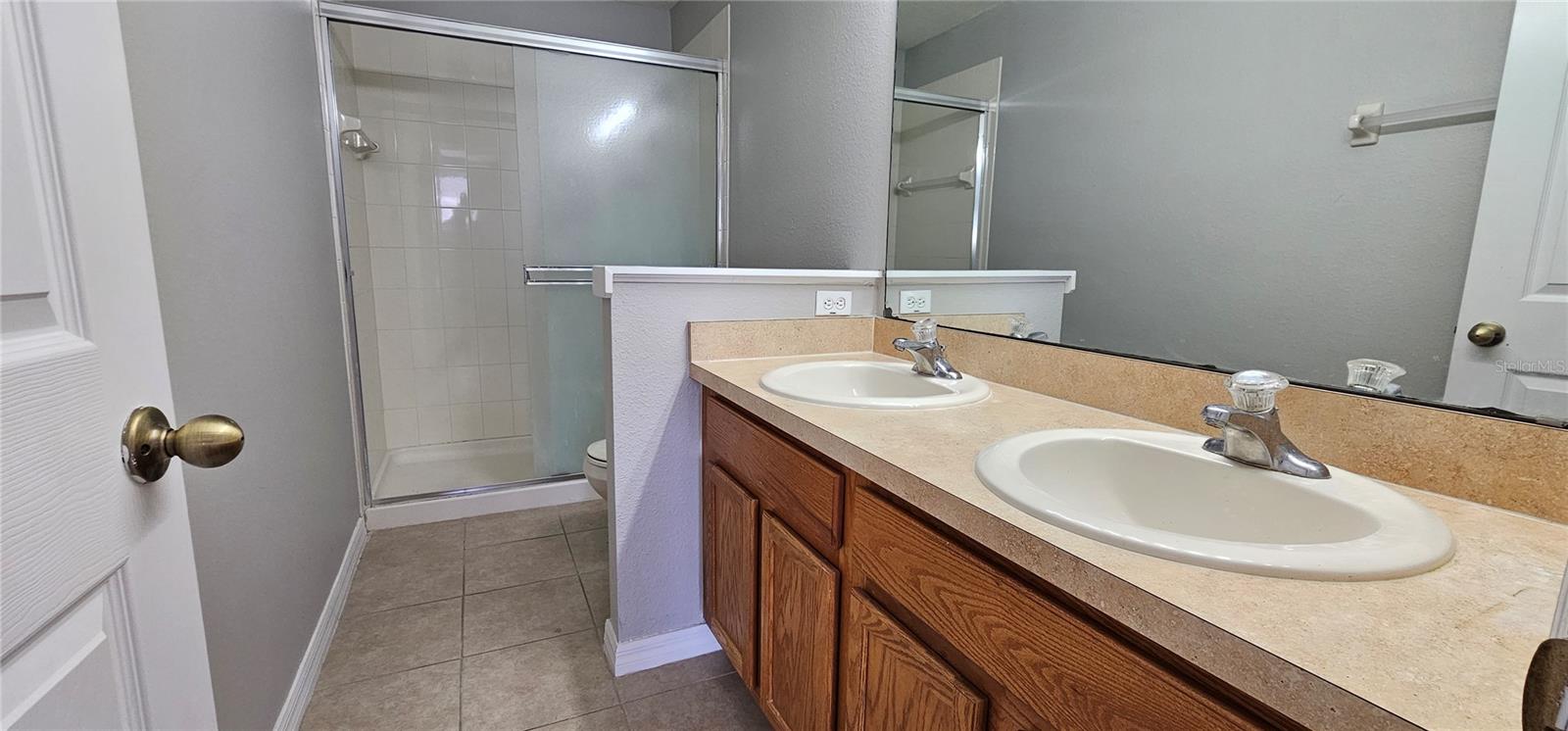 Image 10 of 14 For 776 Cresting Oak Circle 70