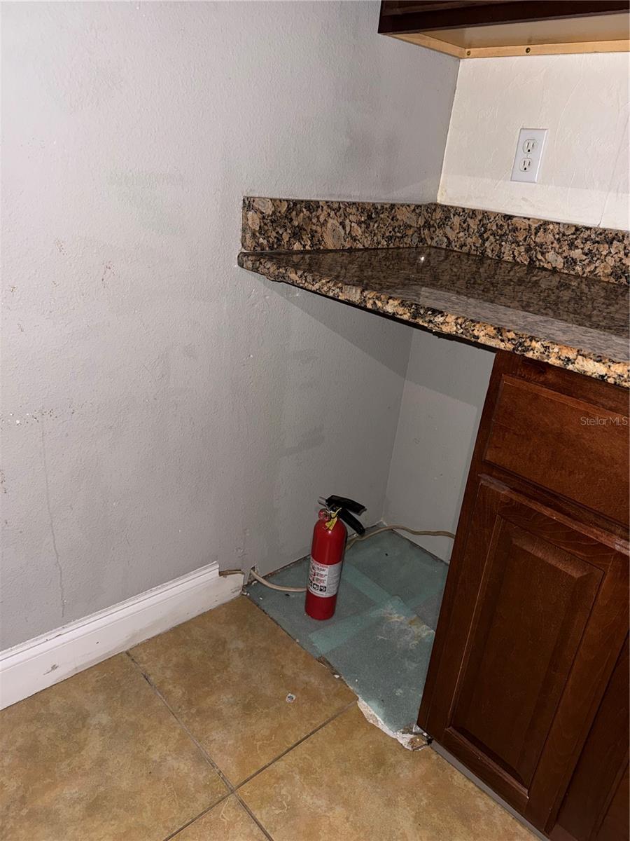 Image 11 of 24 For 900 Lake Destiny Road B