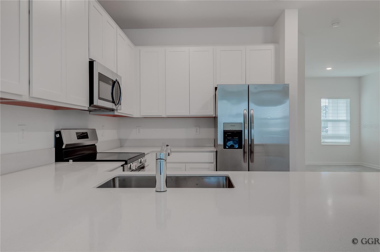 Image 13 of 41 For 3243 Laurent Loop