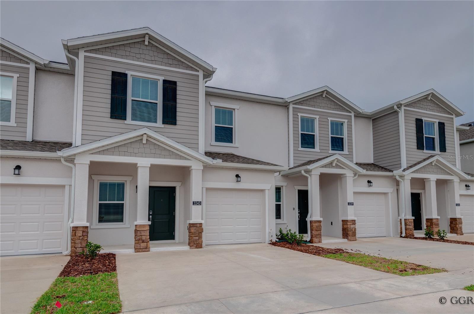 Image 3 of 41 For 3243 Laurent Loop