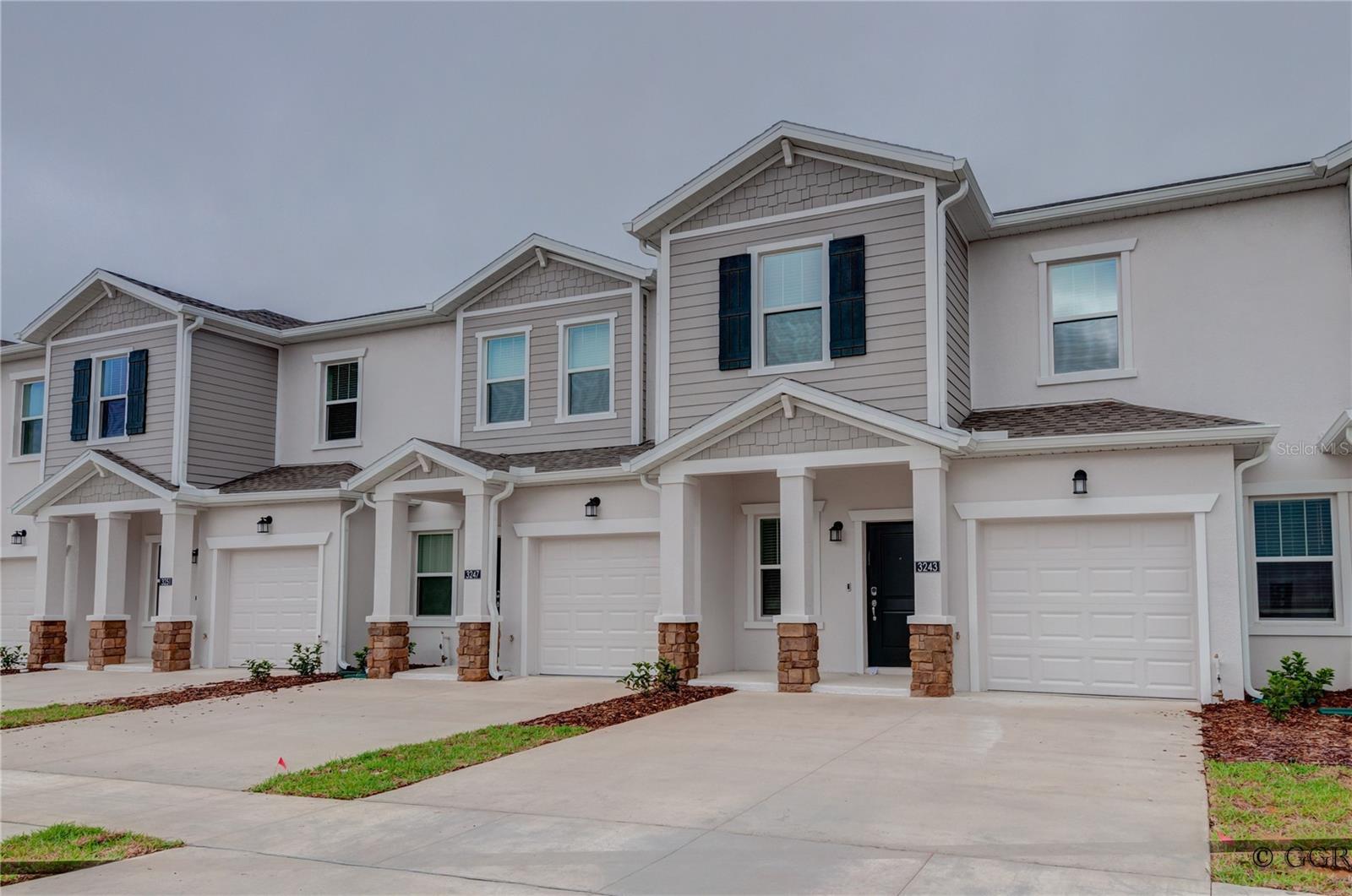 Image 4 of 41 For 3243 Laurent Loop