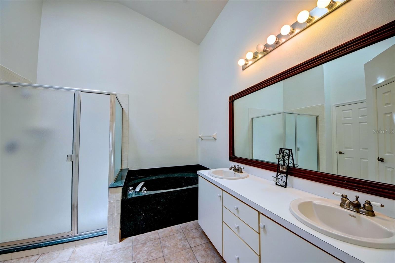 Image 17 of 37 For 635 Rochester Loop