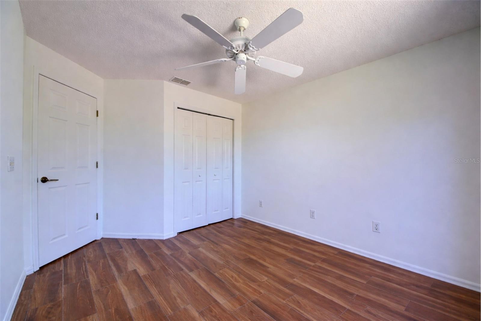 Image 25 of 37 For 635 Rochester Loop