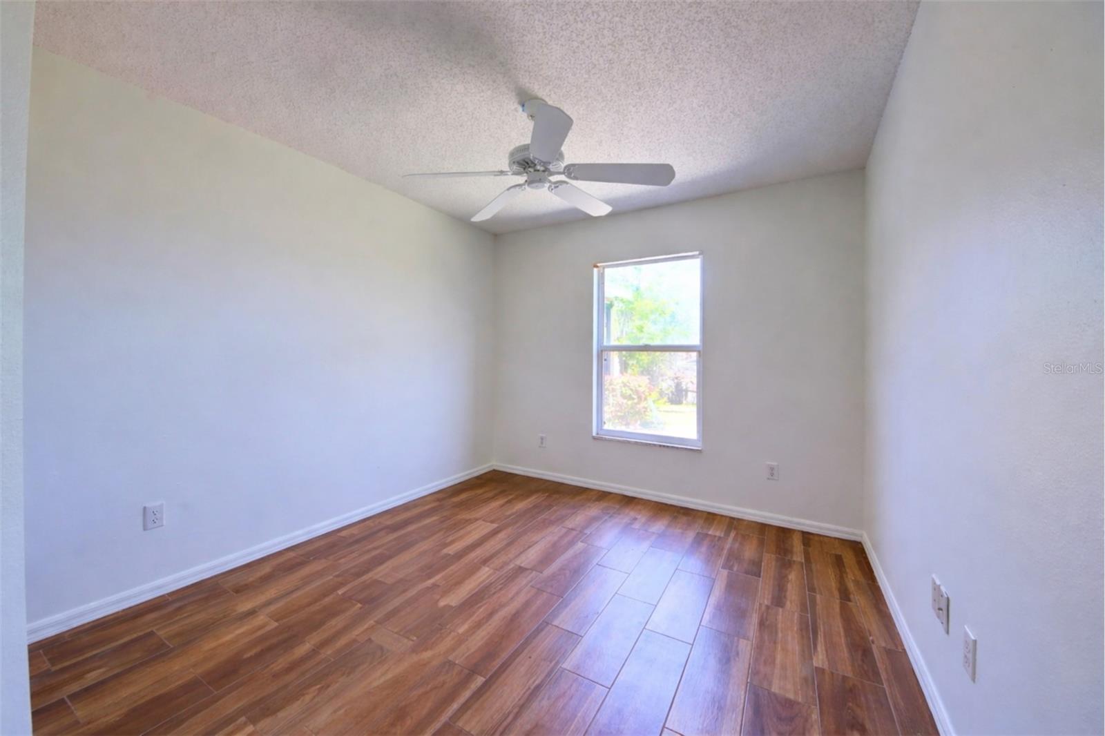 Image 26 of 37 For 635 Rochester Loop