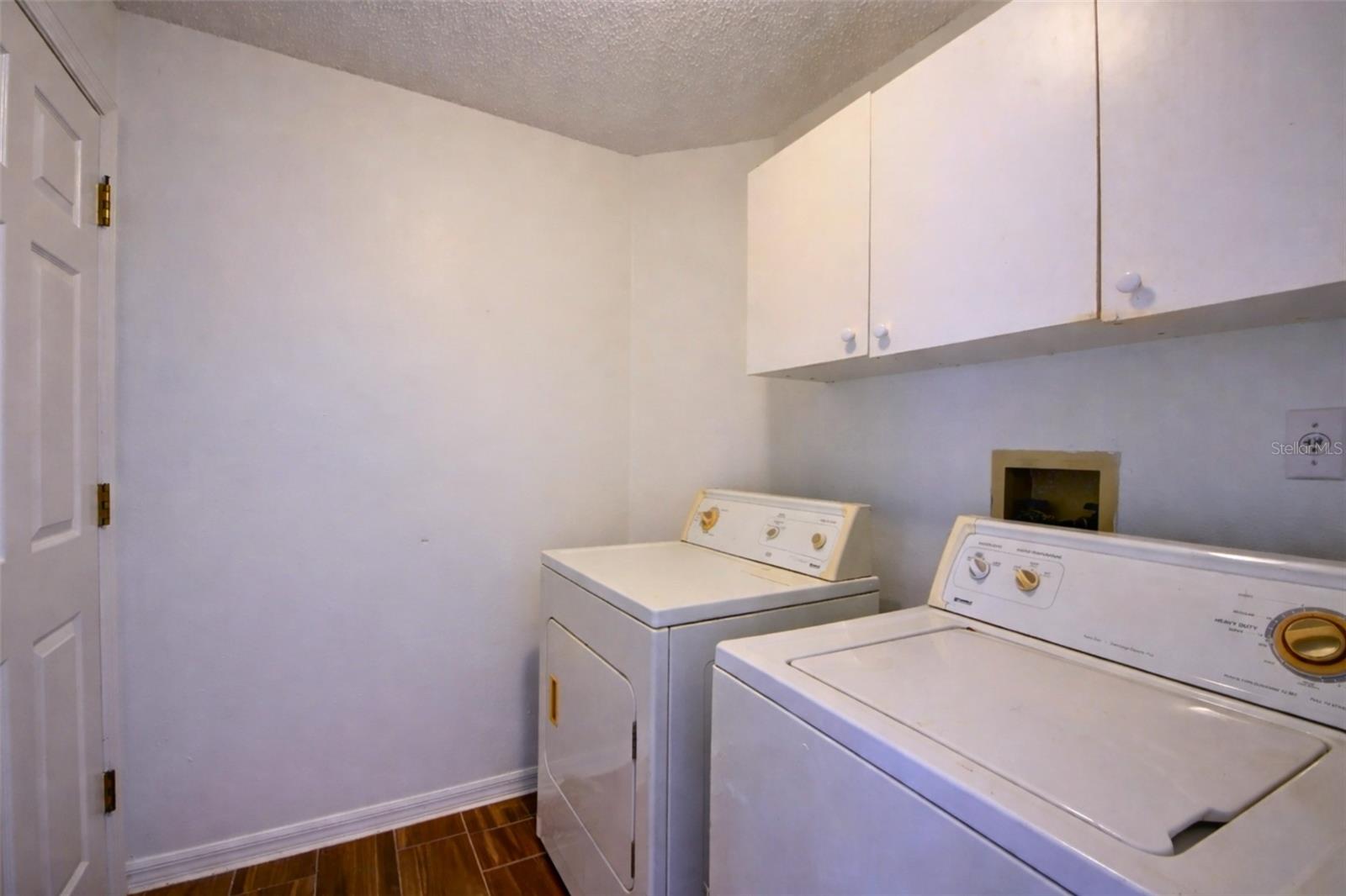 Image 29 of 37 For 635 Rochester Loop