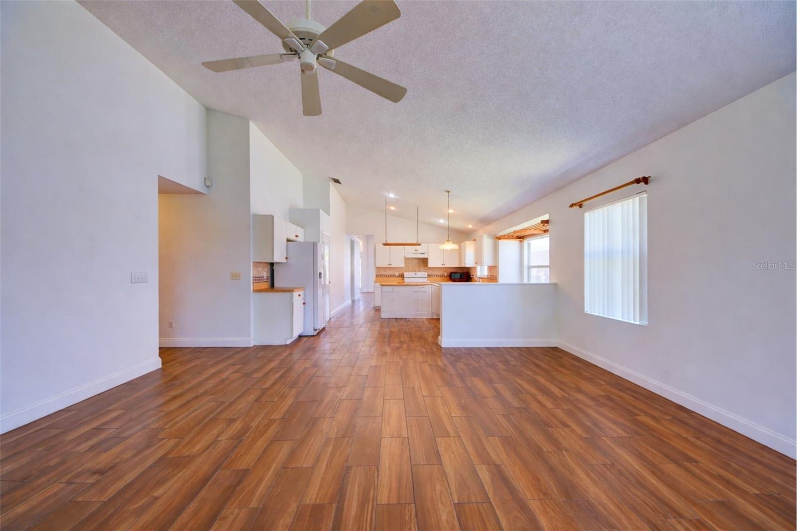 Image 3 of 37 For 635 Rochester Loop