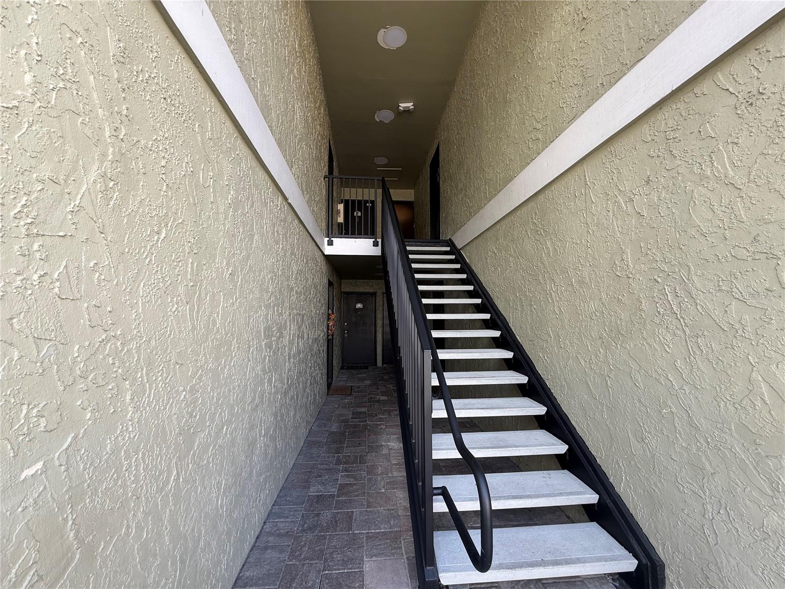 Image 17 of 21 For 950 Lake Destiny Road B