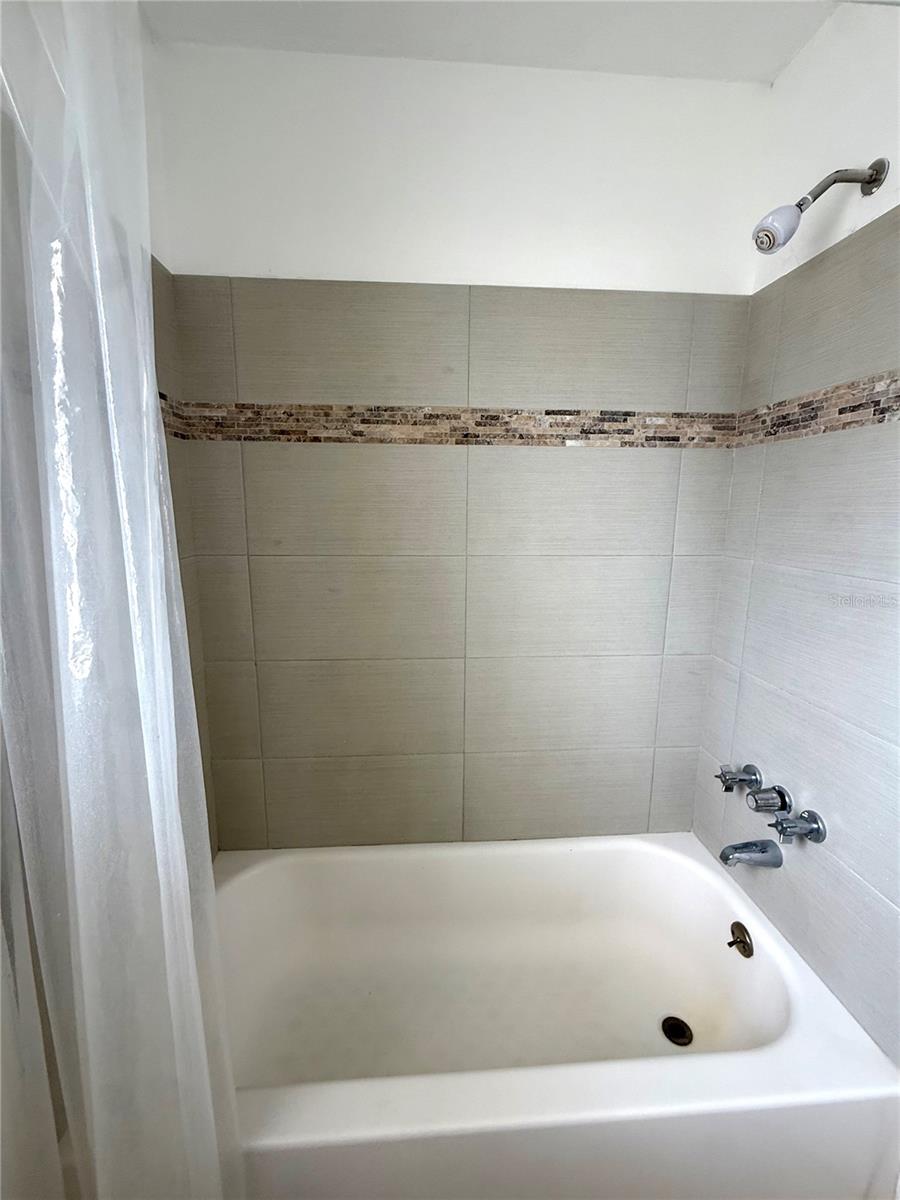 Image 9 of 11 For 2800 113th Avenue B4