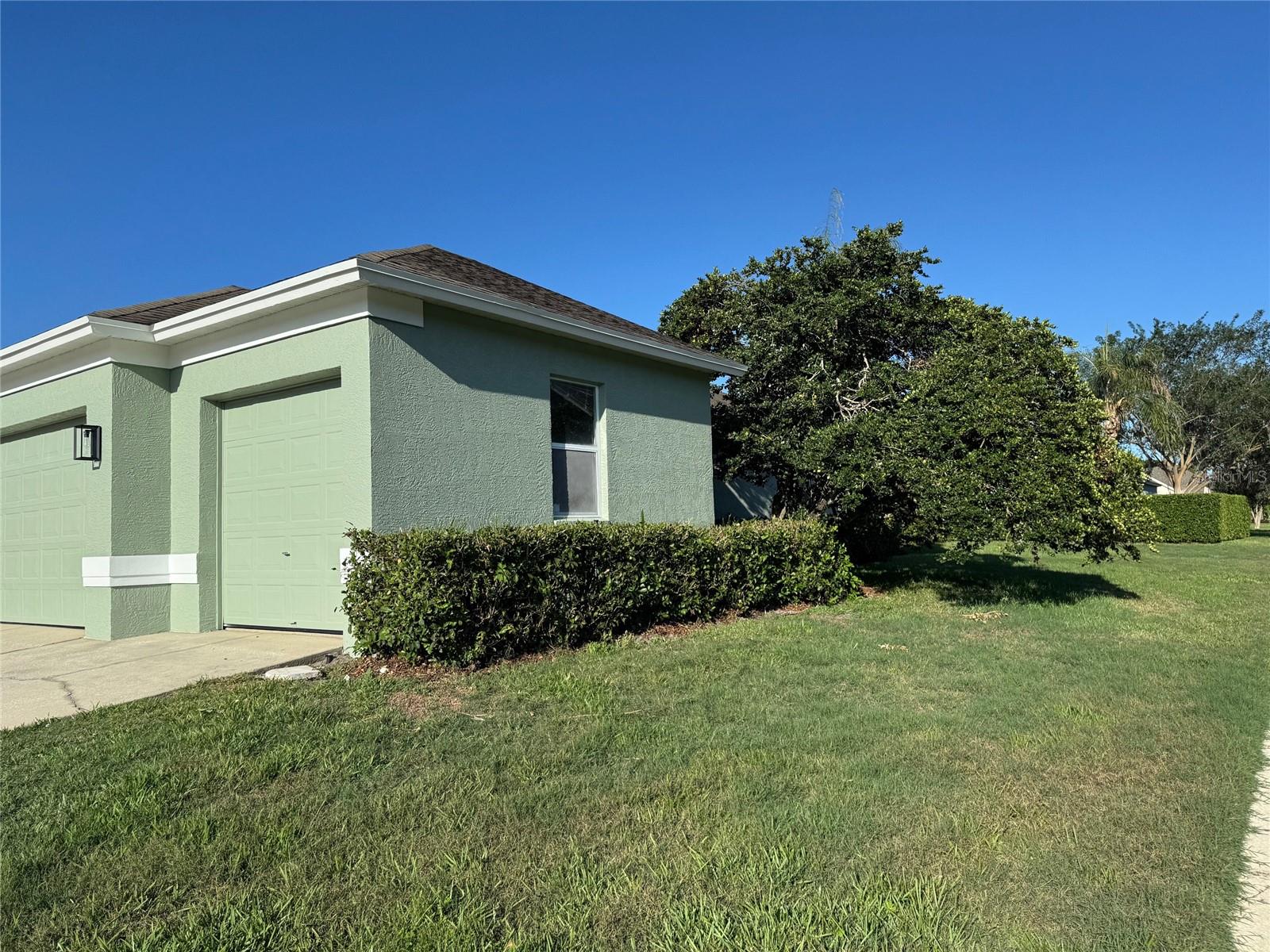 Image 2 of 5 For 1702 Davenport Court