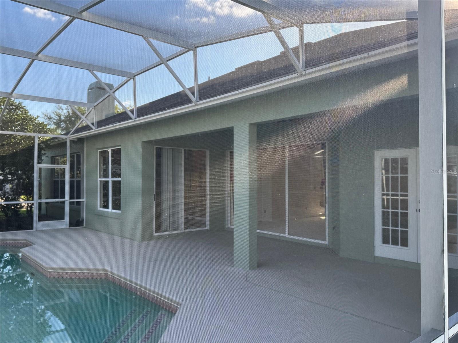 Image 4 of 5 For 1702 Davenport Court