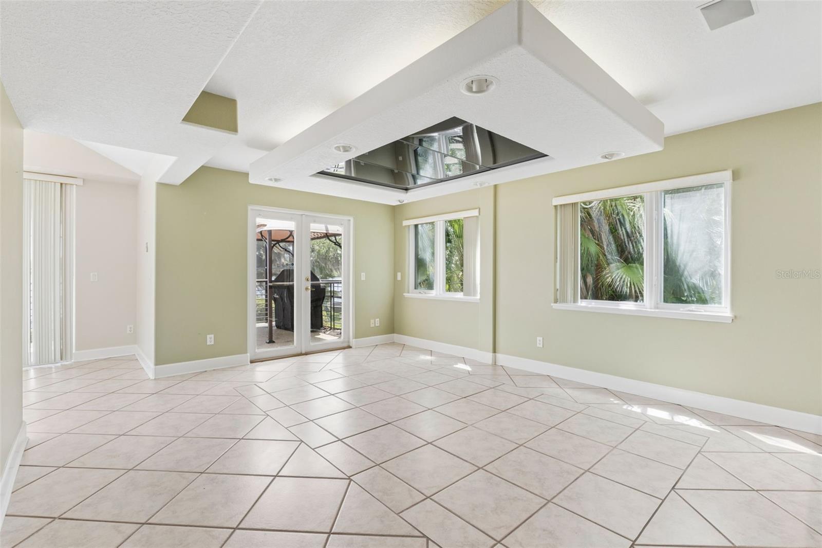 Image 12 of 61 For 4301 Down Point Lane