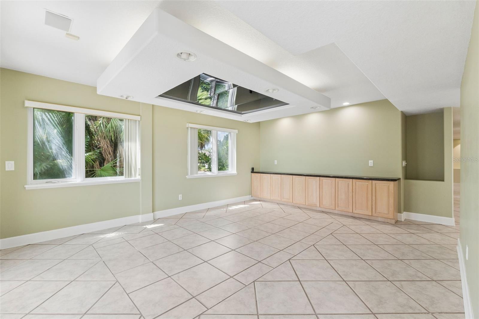 Image 13 of 61 For 4301 Down Point Lane