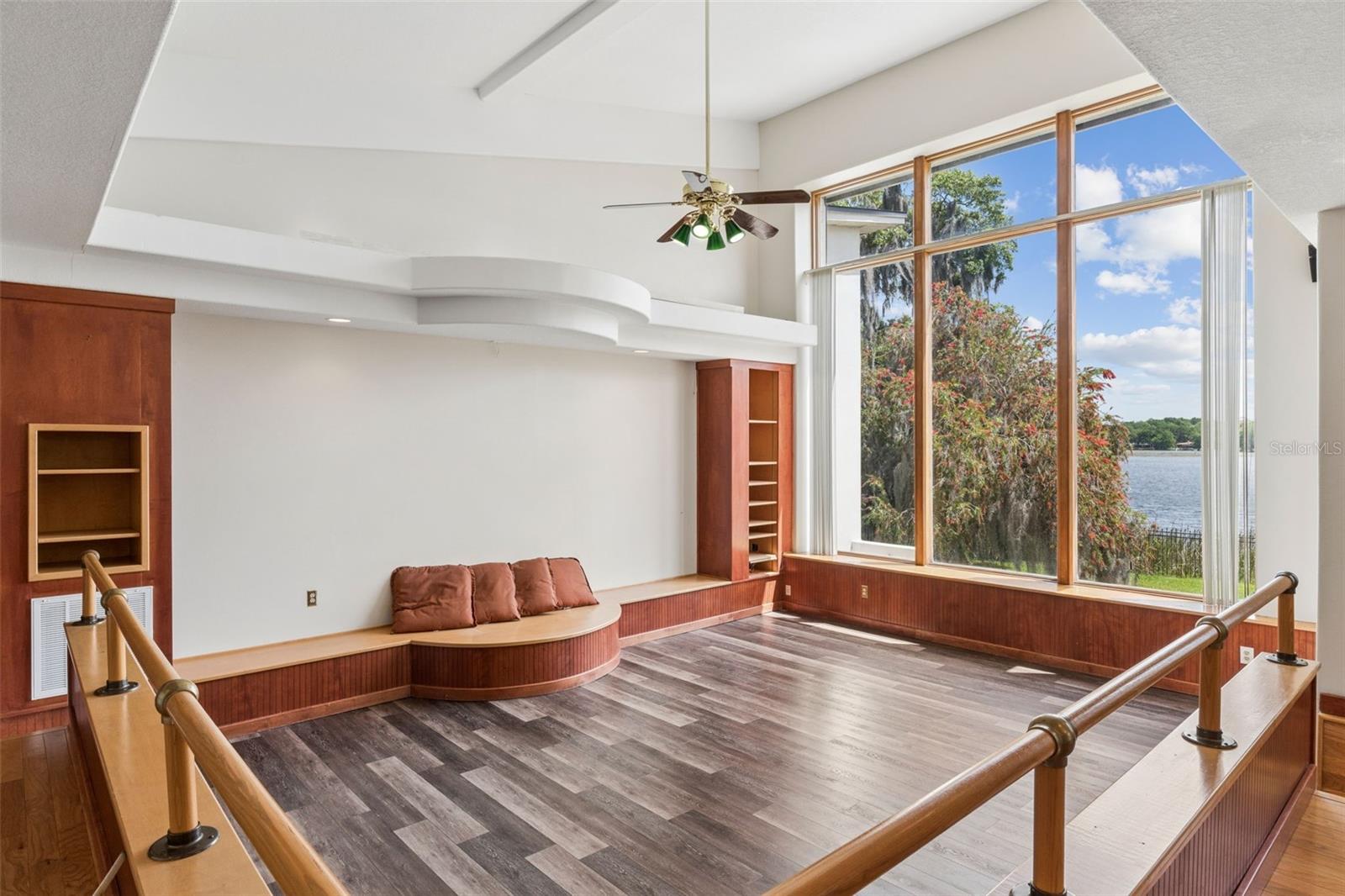 Image 16 of 61 For 4301 Down Point Lane