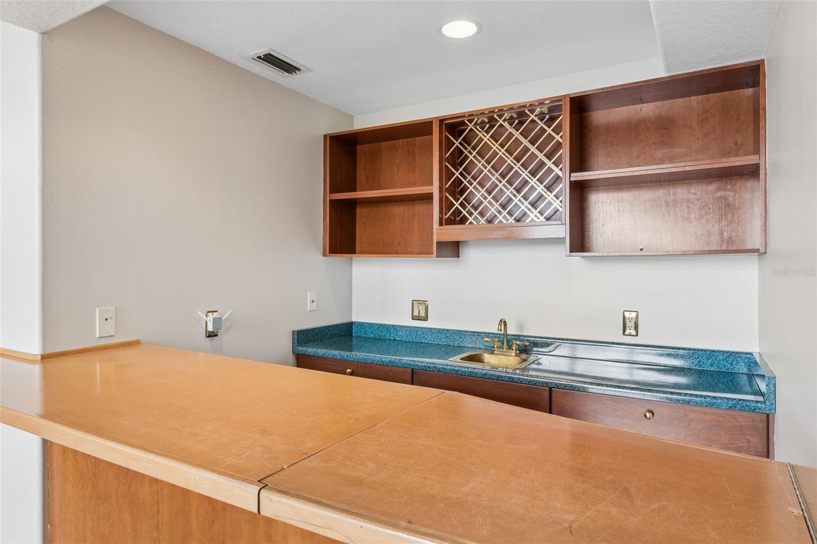 Image 19 of 61 For 4301 Down Point Lane