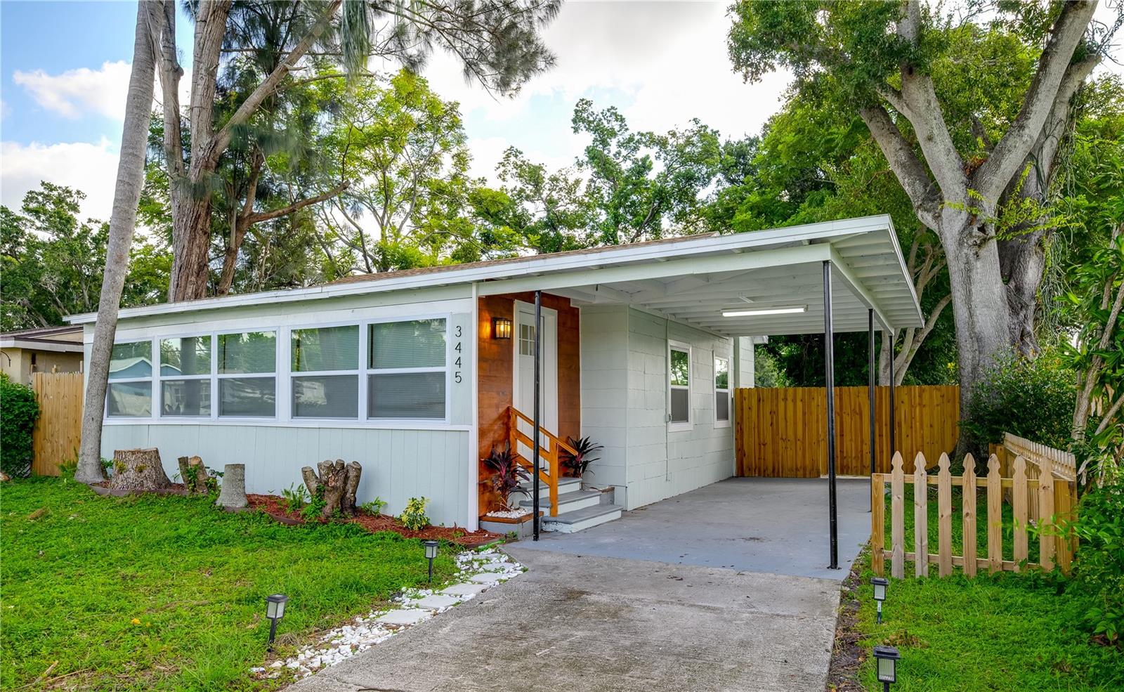 Details for 3445 40th Street N, ST PETERSBURG, FL 33713