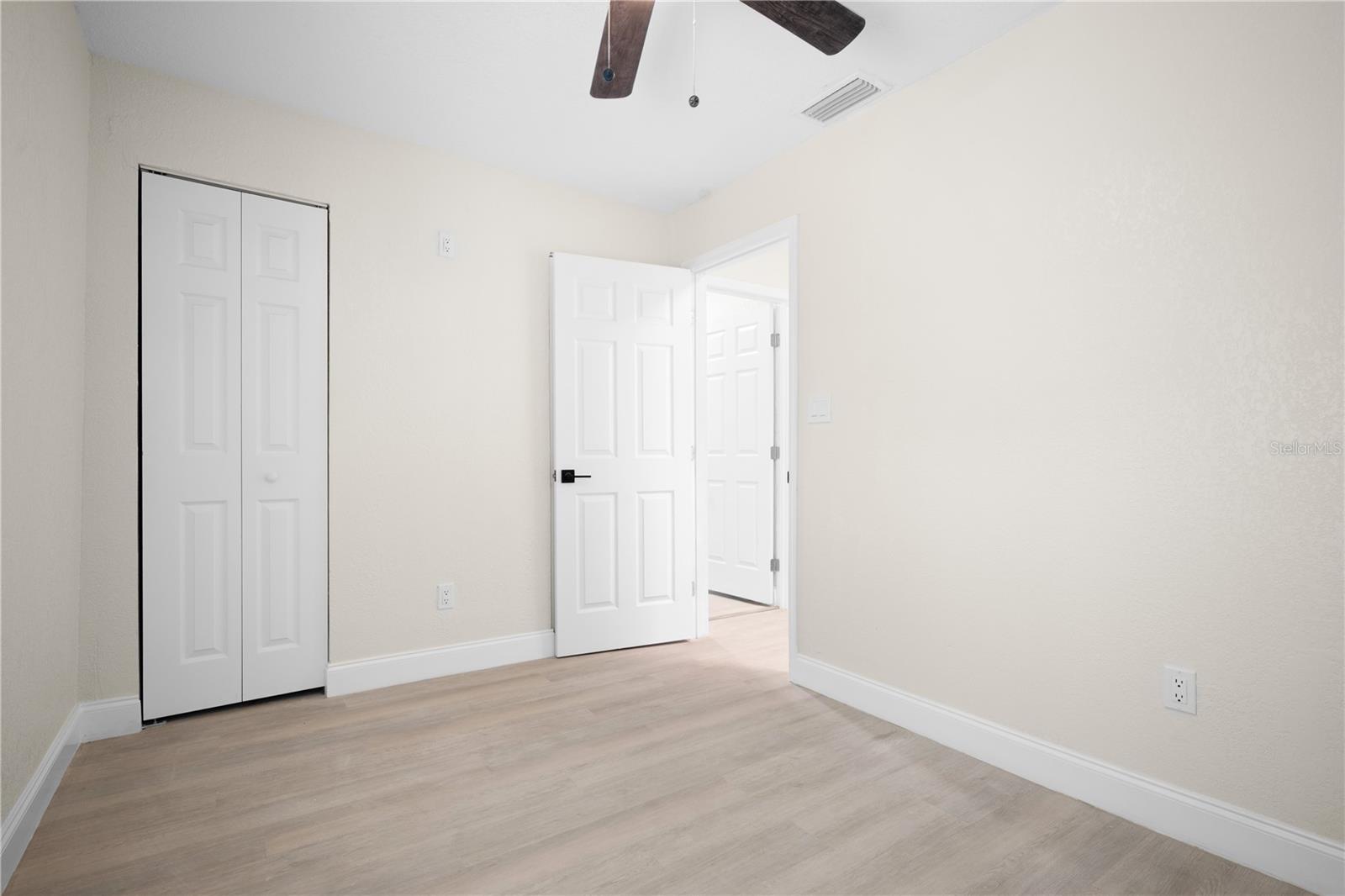 Image 18 of 32 For 3445 40th Street N