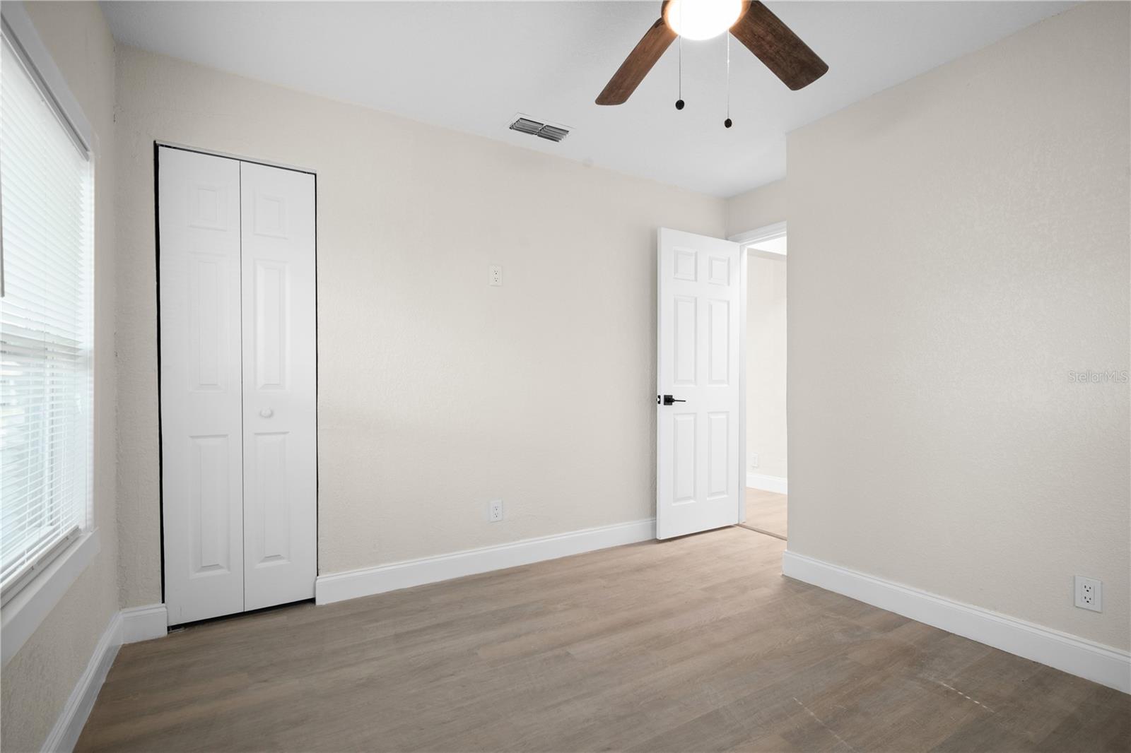 Image 22 of 32 For 3445 40th Street N