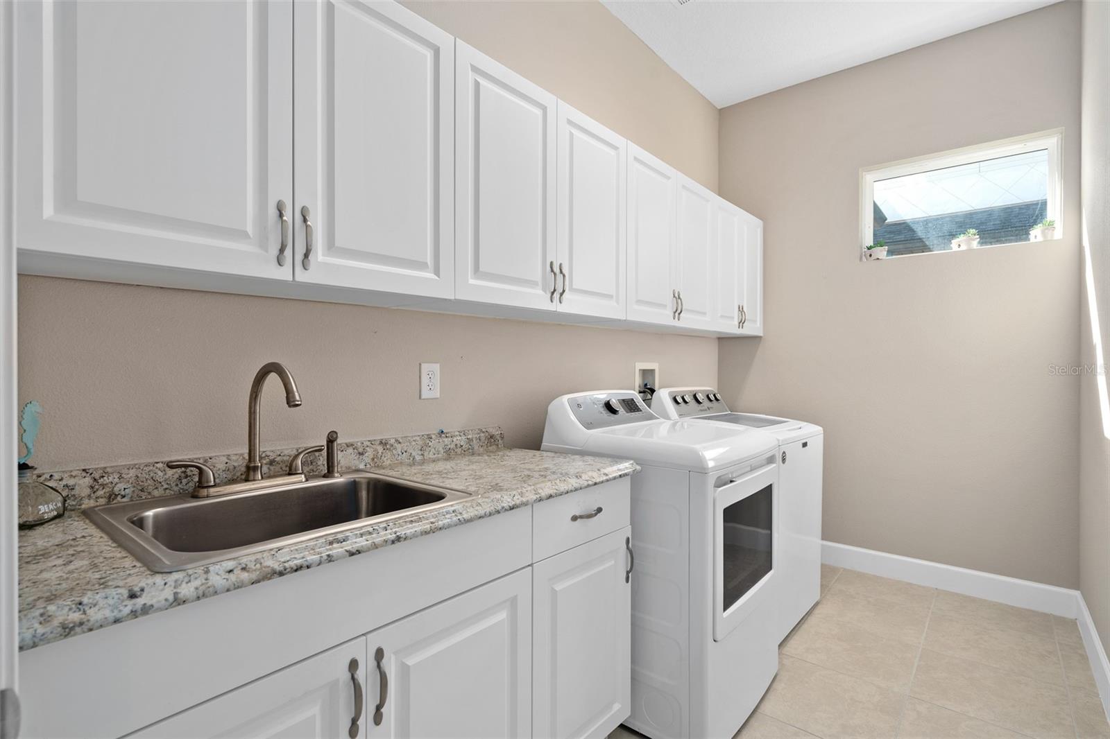 Image 29 of 73 For 1222 Zeek Ridge Street