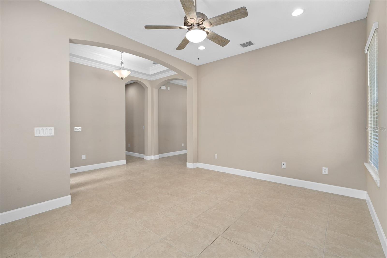 Image 6 of 73 For 1222 Zeek Ridge Street