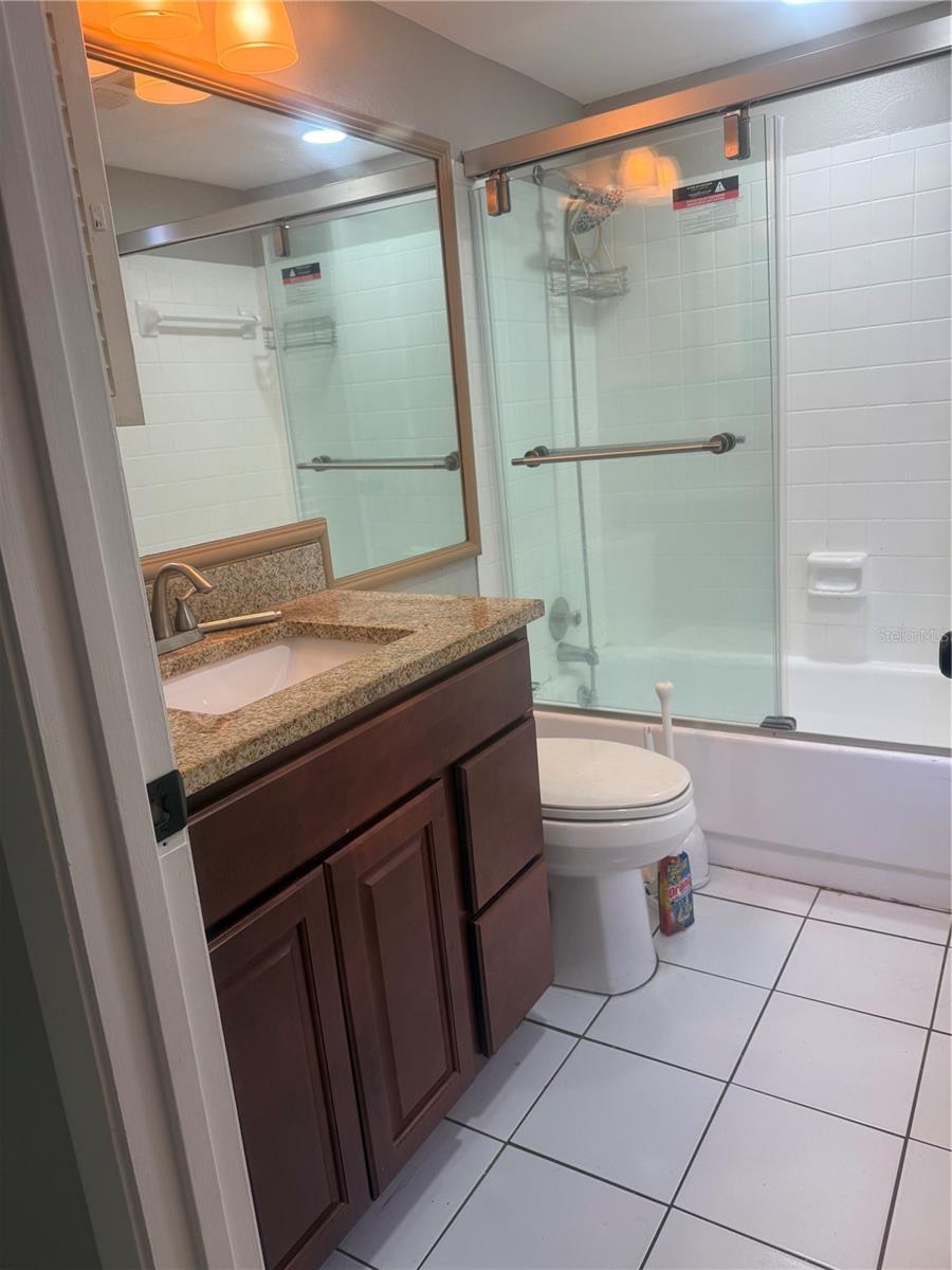 Image 11 of 15 For 4123 Player Cir  509